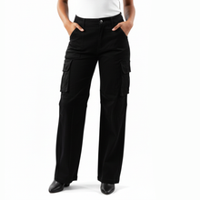 GUJ70593, Gusto Women's Cargo Jeans 3/4-15/16