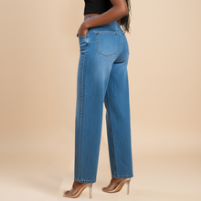 GUJ71712, Gusto Women's High-rise W/Belt Jeans 3/4-15/16 Dk Blue